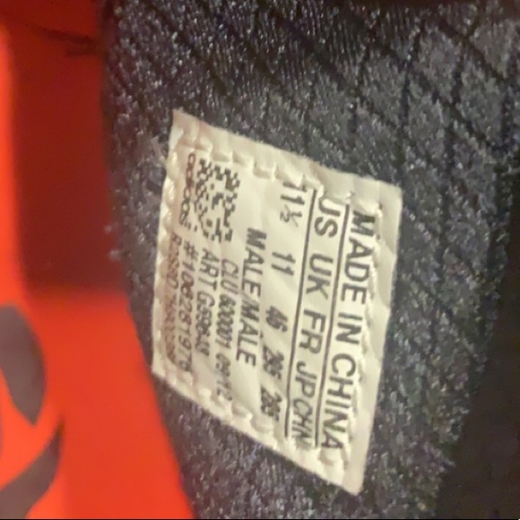 Derek rose Nightmare Before Christmas 2012 Size 11 1/2 ONLY - Picture 7 of 7